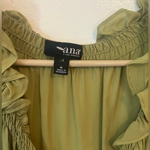 Super lightweight green blouse - Picture 2 of 4